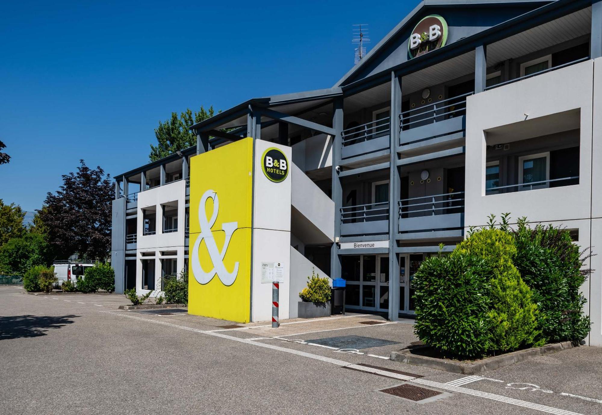 B&B HOTEL Grenoble Université Gières Exterior foto